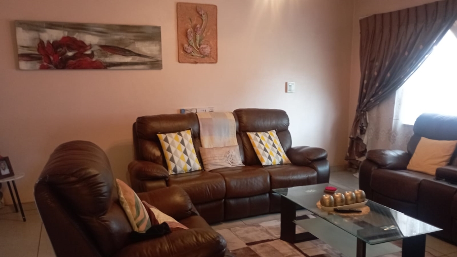 To Let 3 Bedroom Property for Rent in Elsburg Gauteng