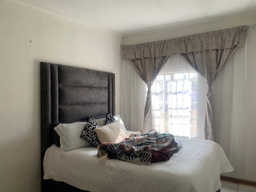 To Let 3 Bedroom Property for Rent in Elsburg Gauteng