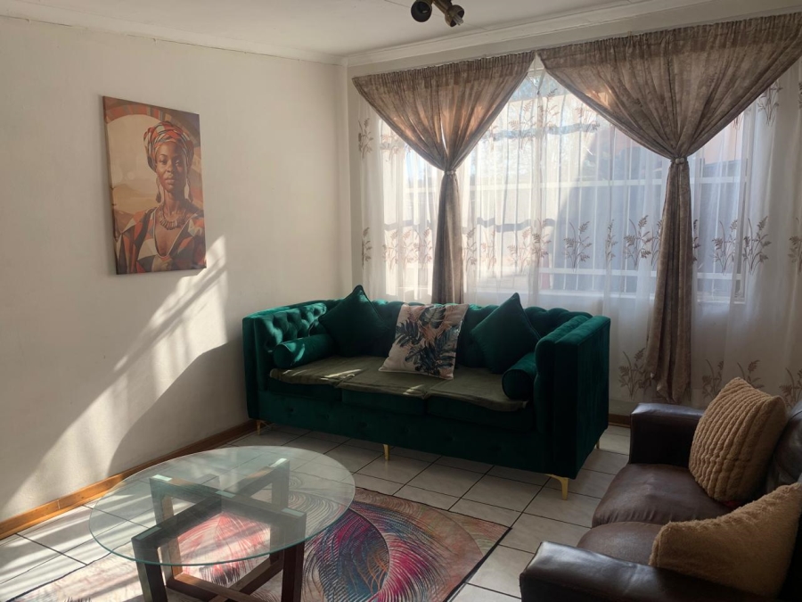 To Let 3 Bedroom Property for Rent in Elsburg Gauteng