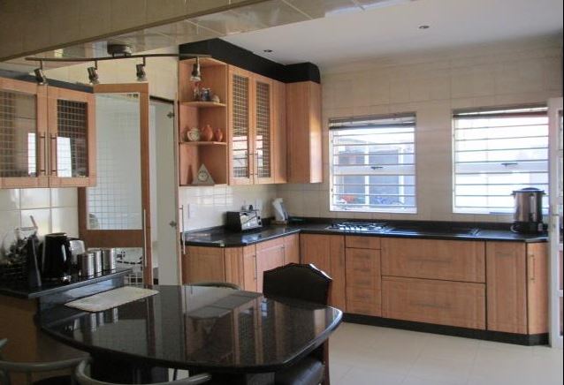 3 Bedroom Property for Sale in Robertsham Gauteng