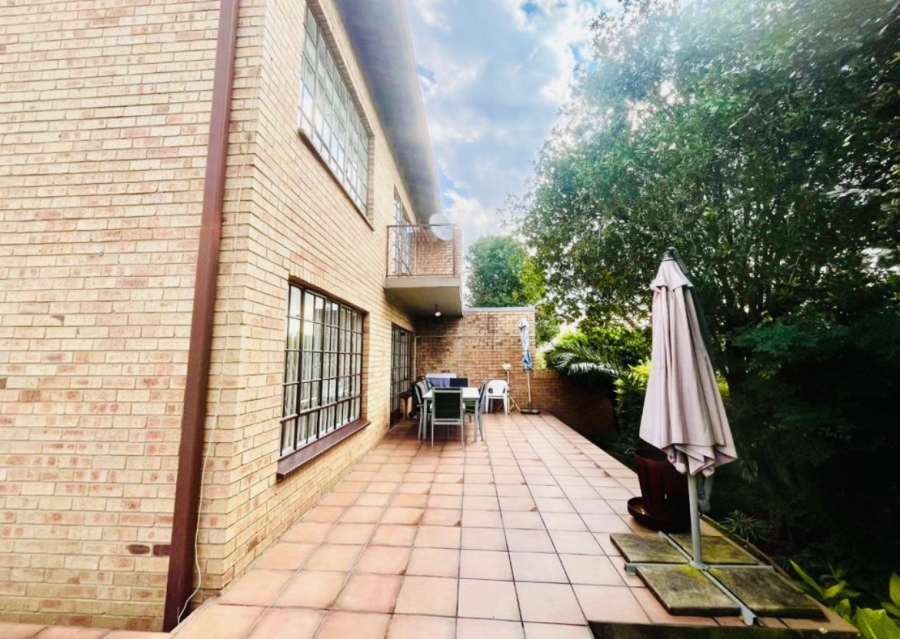 3 Bedroom Property for Sale in New Redruth Gauteng