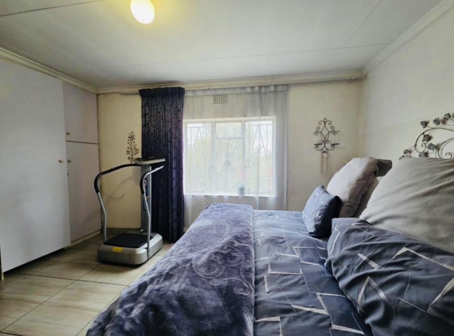3 Bedroom Property for Sale in General Albertspark Gauteng