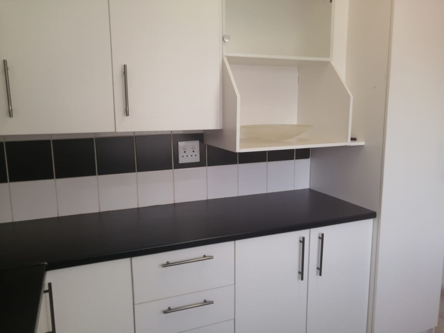 2 Bedroom Property for Sale in Homelake Gauteng