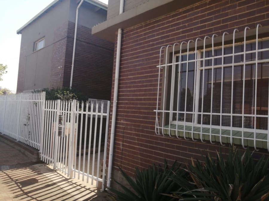 2 Bedroom Property for Sale in Homelake Gauteng