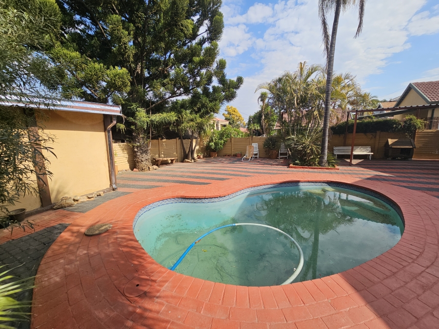 3 Bedroom Property for Sale in Suiderberg Gauteng
