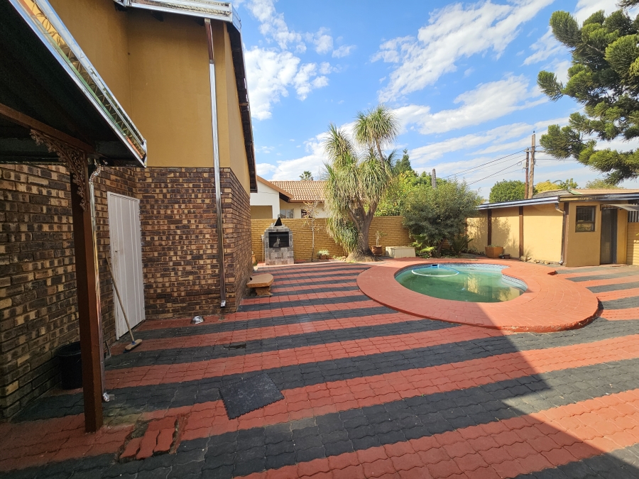 3 Bedroom Property for Sale in Suiderberg Gauteng