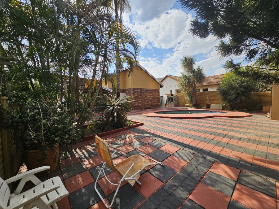 3 Bedroom Property for Sale in Suiderberg Gauteng