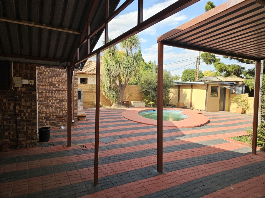 3 Bedroom Property for Sale in Suiderberg Gauteng