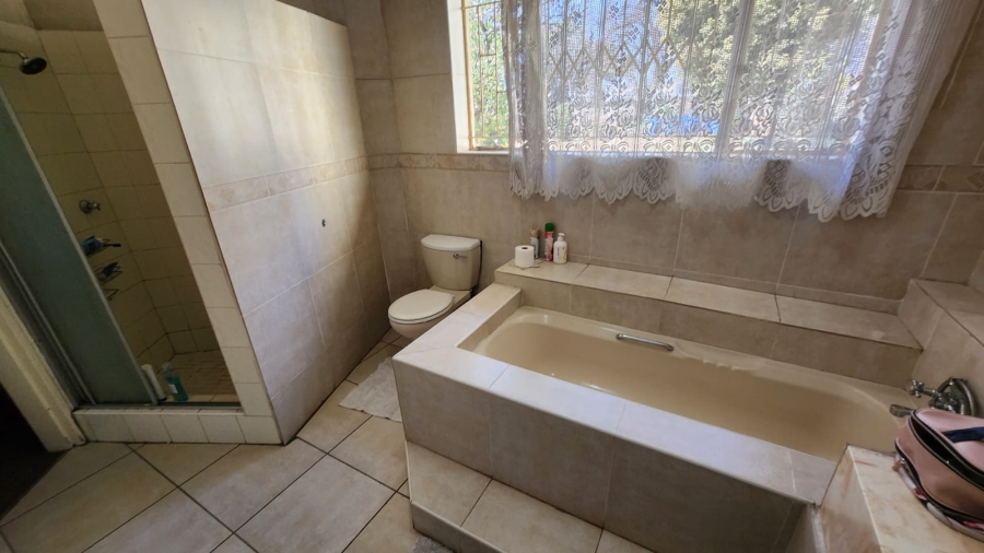 4 Bedroom Property for Sale in Gerardsville Gauteng