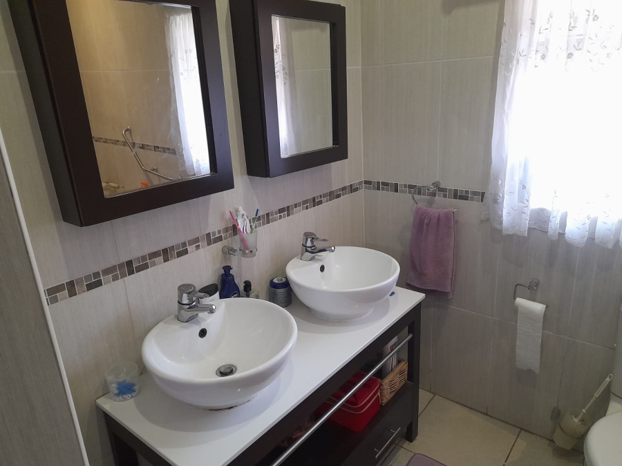 4 Bedroom Property for Sale in Gerardsville Gauteng