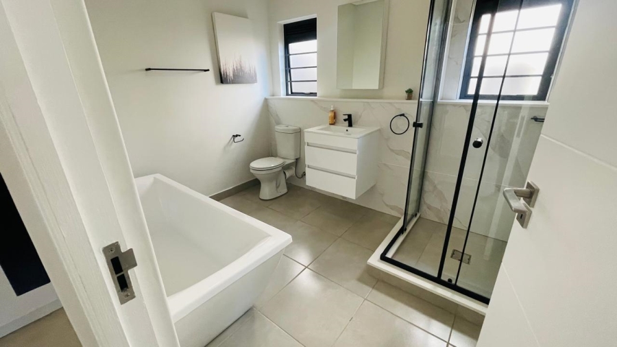 To Let 3 Bedroom Property for Rent in Waterfall Gauteng