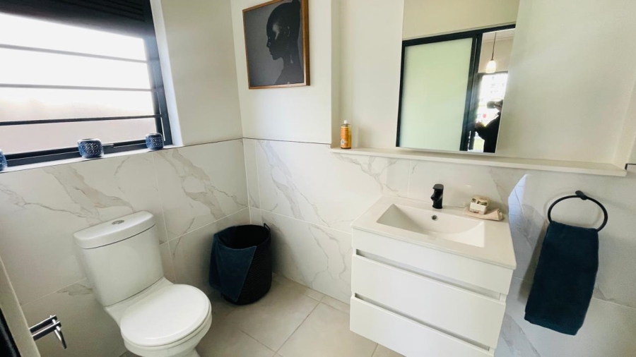 To Let 3 Bedroom Property for Rent in Waterfall Gauteng