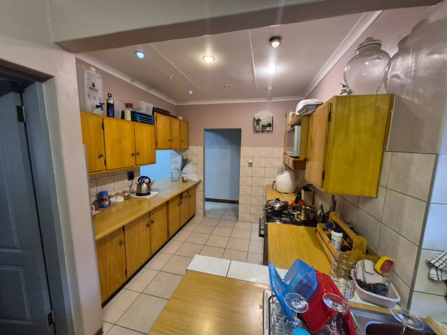 To Let 4 Bedroom Property for Rent in Faerie Glen Gauteng