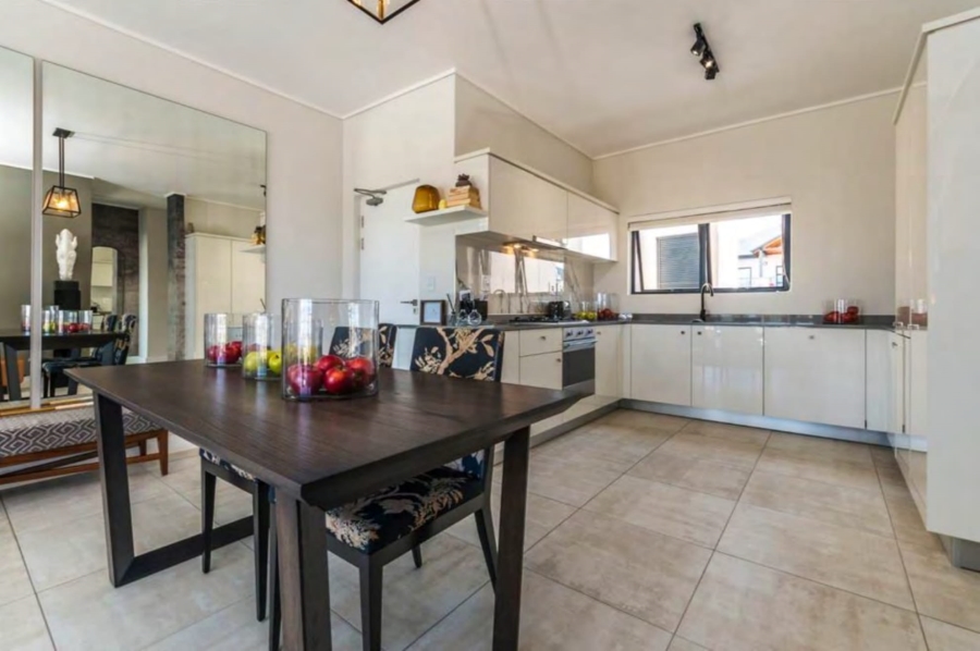 To Let 3 Bedroom Property for Rent in Waterfall Gauteng