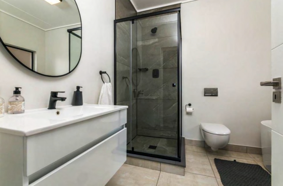 To Let 3 Bedroom Property for Rent in Waterfall Gauteng