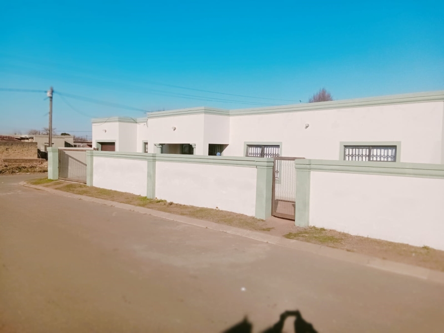 3 Bedroom Property for Sale in Tsakane Ext 12 Gauteng