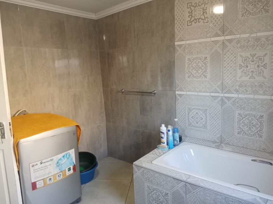 3 Bedroom Property for Sale in Tsakane Ext 12 Gauteng