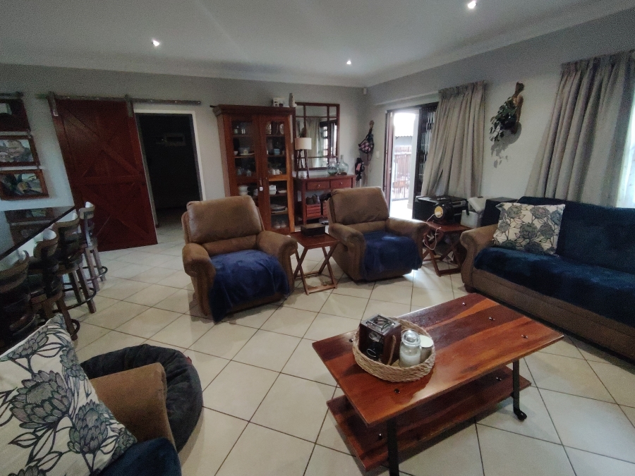 3 Bedroom Property for Sale in Monavoni Gauteng