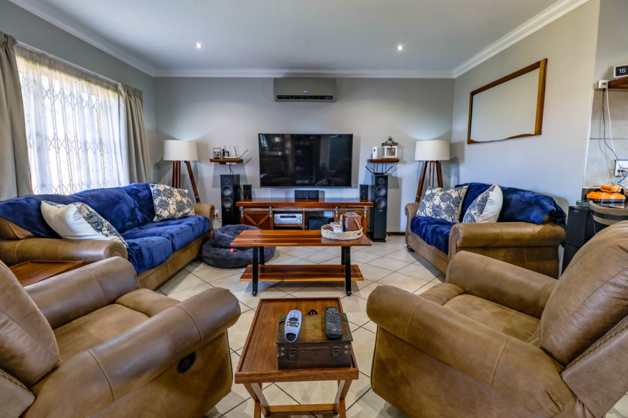 3 Bedroom Property for Sale in Monavoni Gauteng