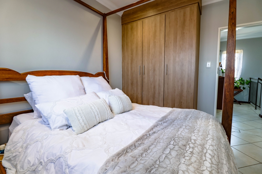 3 Bedroom Property for Sale in Monavoni Gauteng