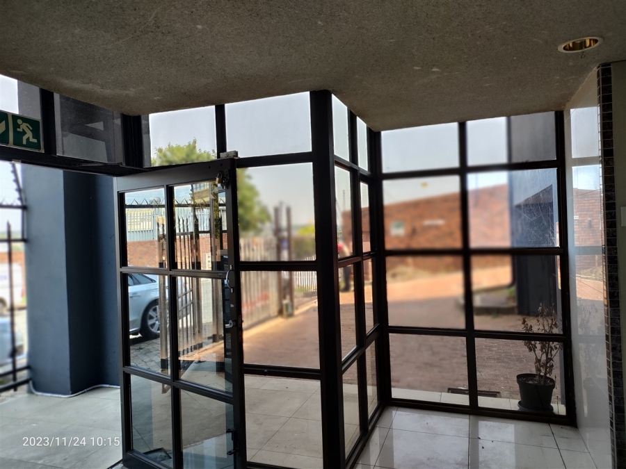 Commercial Property for Sale in Strijdom Park Gauteng