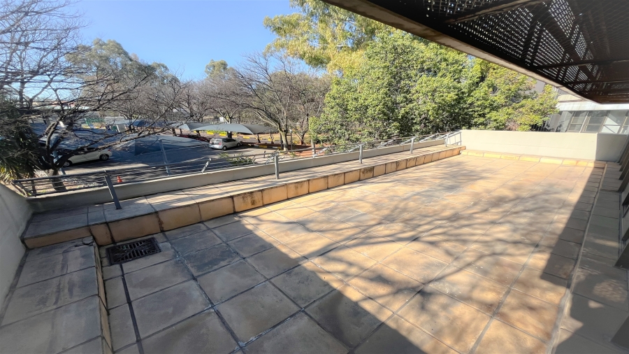 To Let commercial Property for Rent in Essexwold Gauteng