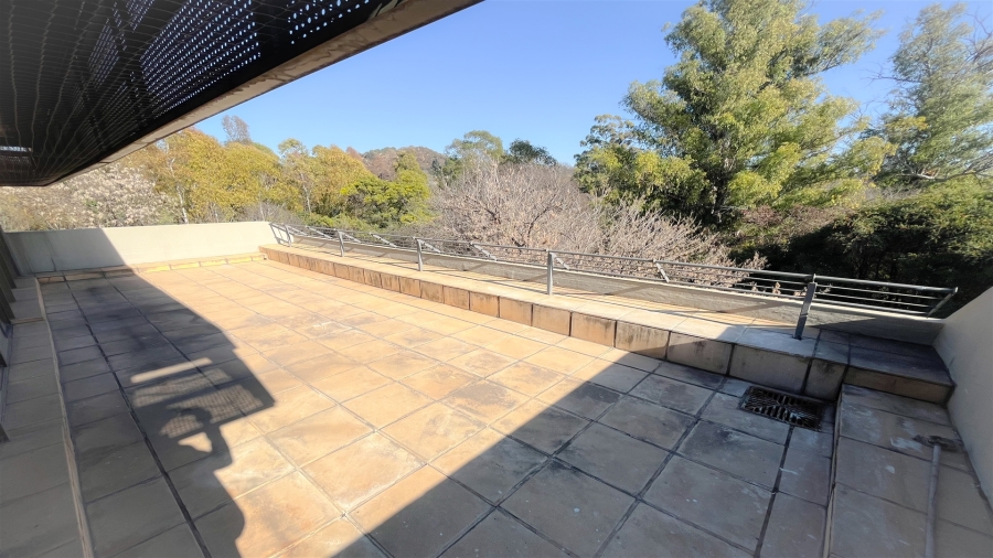 To Let commercial Property for Rent in Essexwold Gauteng