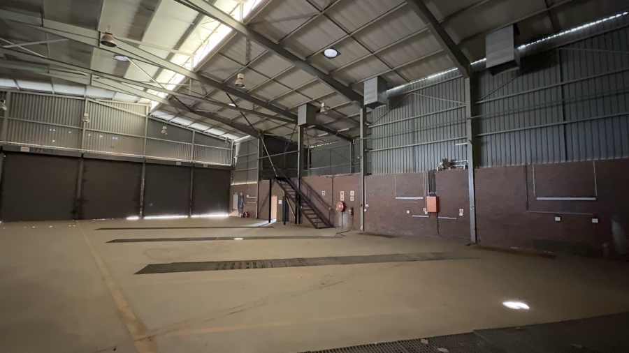 To Let commercial Property for Rent in Driehoek Gauteng