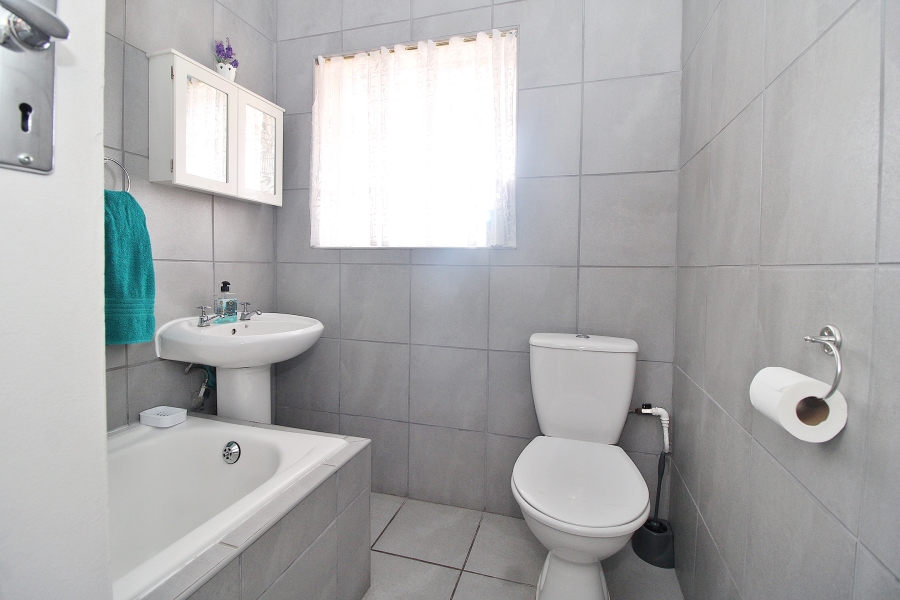 3 Bedroom Property for Sale in Gerdview Gauteng