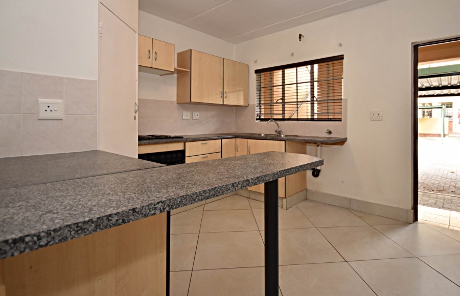 2 Bedroom Property for Sale in Noordhang Gauteng