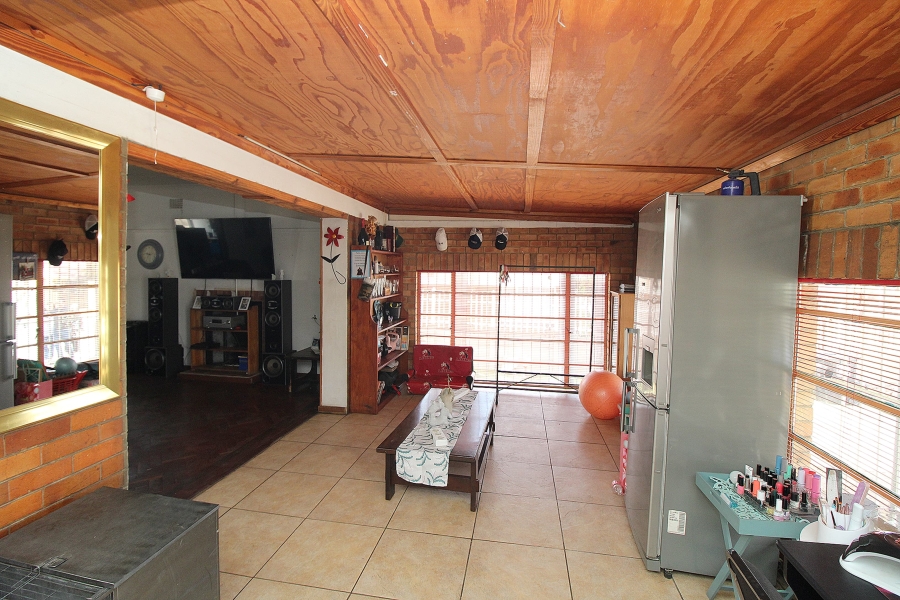 3 Bedroom Property for Sale in Homestead Gauteng