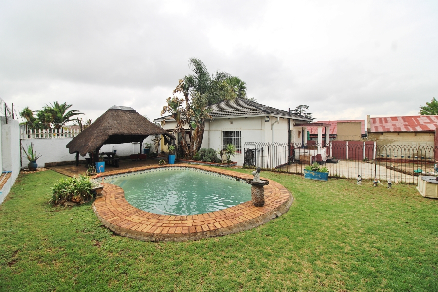 2 Bedroom Property for Sale in Primrose Gauteng