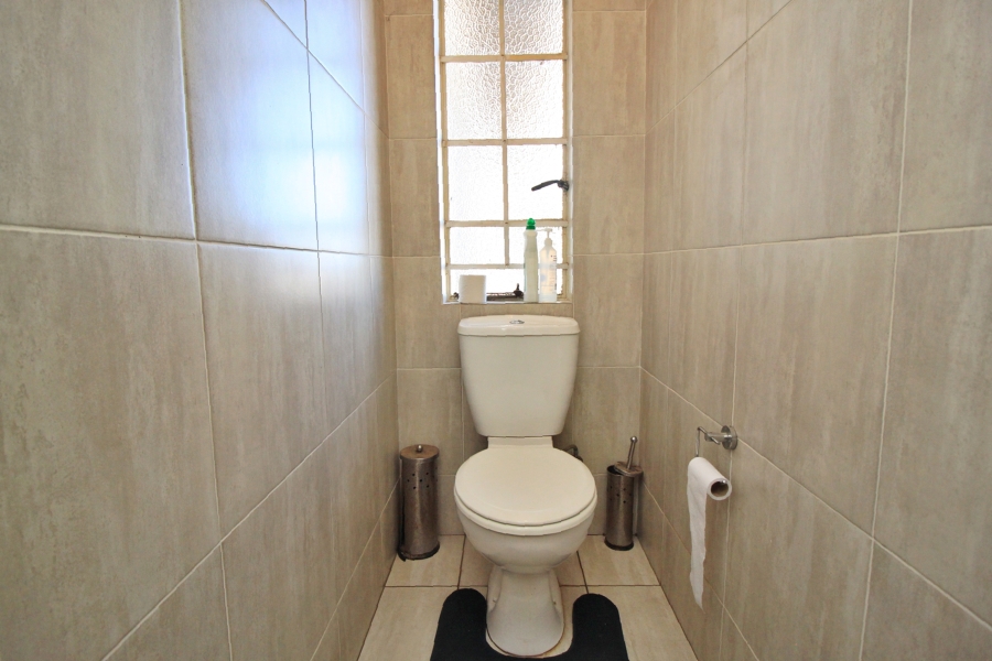 4 Bedroom Property for Sale in Wychwood Gauteng