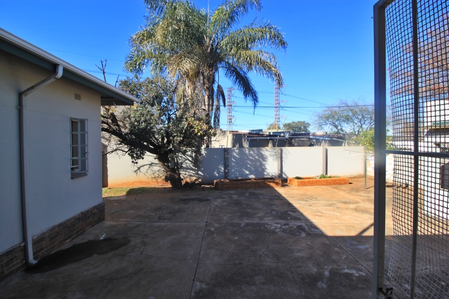 4 Bedroom Property for Sale in Wychwood Gauteng