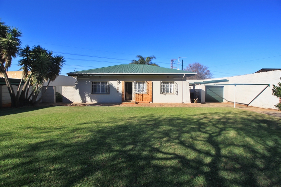 4 Bedroom Property for Sale in Wychwood Gauteng