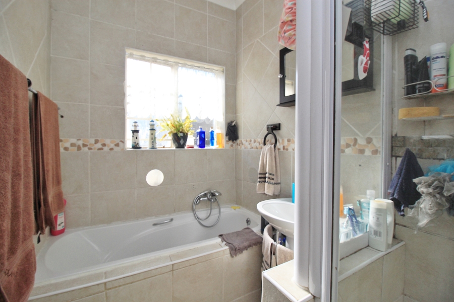 3 Bedroom Property for Sale in Homestead Gauteng