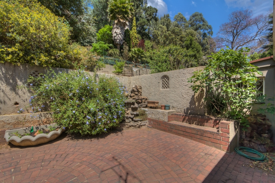 4 Bedroom Property for Sale in Mountain View Gauteng