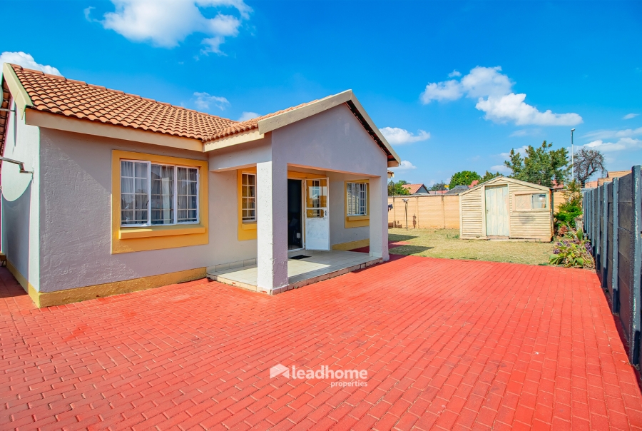 3 Bedroom Property for Sale in The Orchards Gauteng
