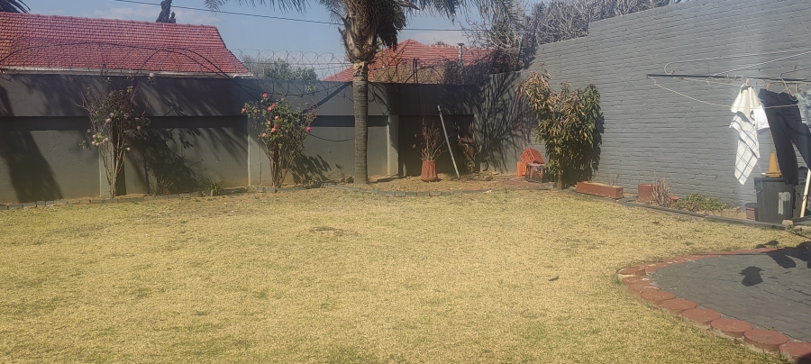 3 Bedroom Property for Sale in Robertsham Gauteng