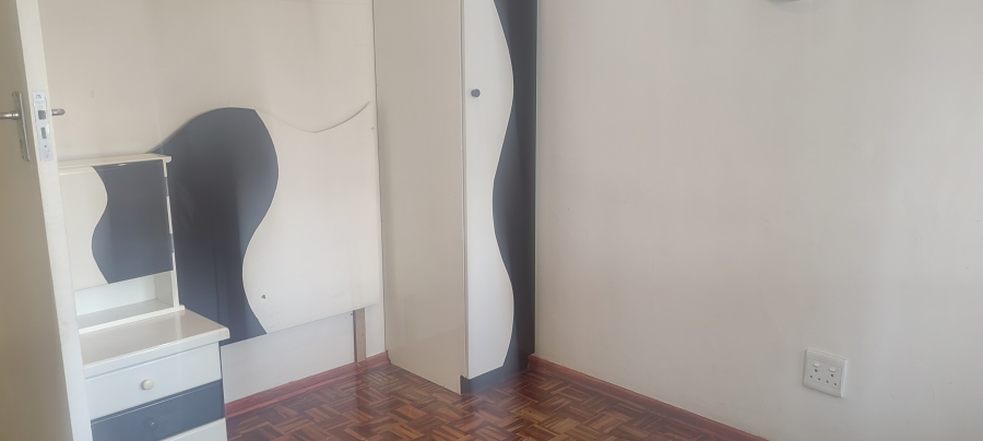 3 Bedroom Property for Sale in Robertsham Gauteng