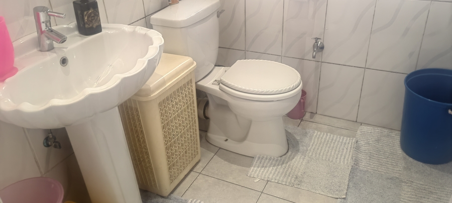 3 Bedroom Property for Sale in Robertsham Gauteng
