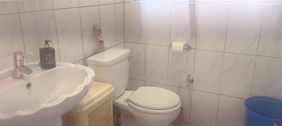 3 Bedroom Property for Sale in Robertsham Gauteng