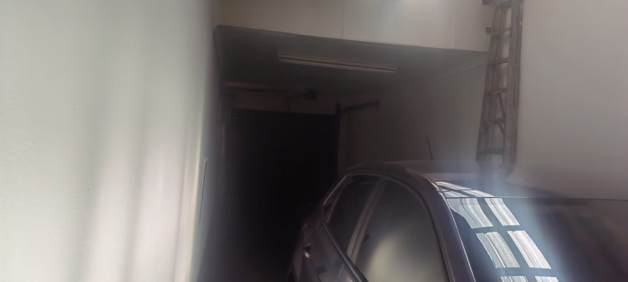 3 Bedroom Property for Sale in Robertsham Gauteng