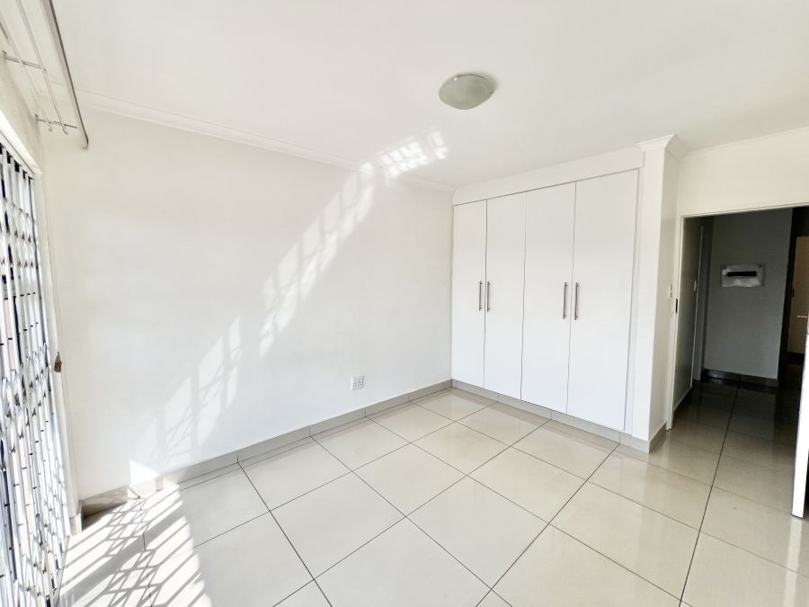 5 Bedroom Property for Sale in Wierda Park Gauteng