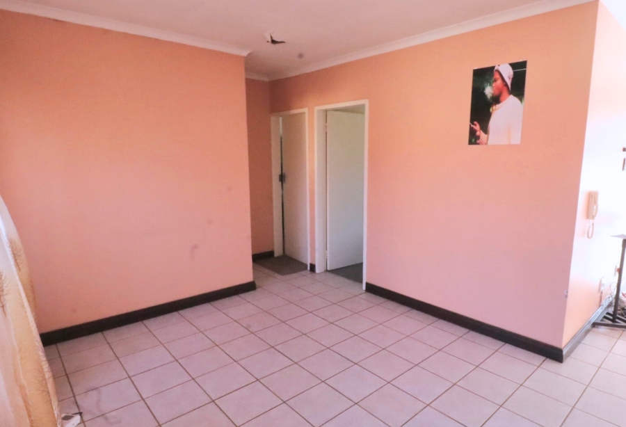2 Bedroom Property for Sale in Meyerspark Gauteng