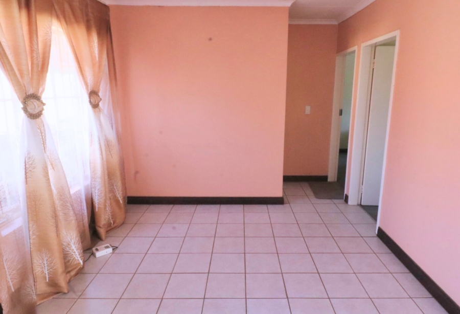 2 Bedroom Property for Sale in Meyerspark Gauteng