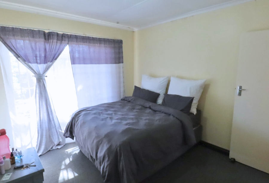 2 Bedroom Property for Sale in Meyerspark Gauteng