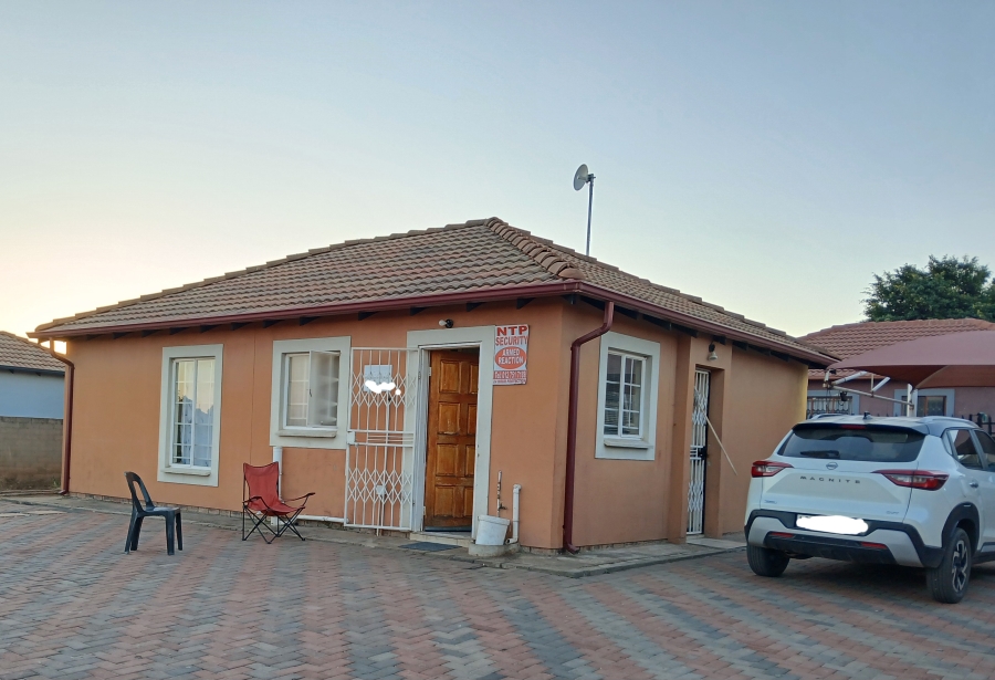 To Let 3 Bedroom Property for Rent in Danville Gauteng