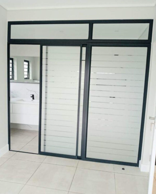 To Let 3 Bedroom Property for Rent in Waterfall Gauteng