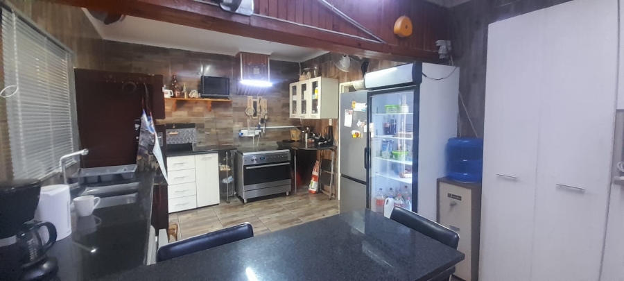3 Bedroom Property for Sale in Meyerton Central Gauteng